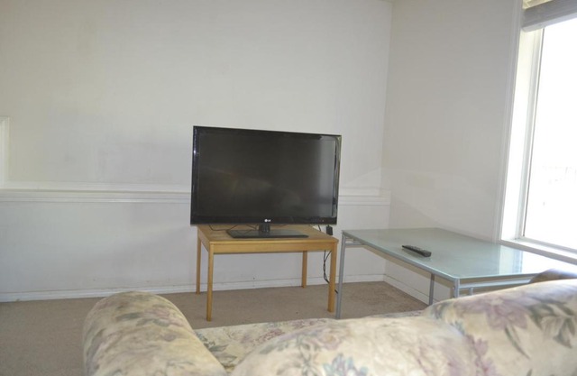 Lower Level Walkout Suite with Bathroom