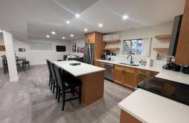 Lower Retreat on Churchill, Terrace