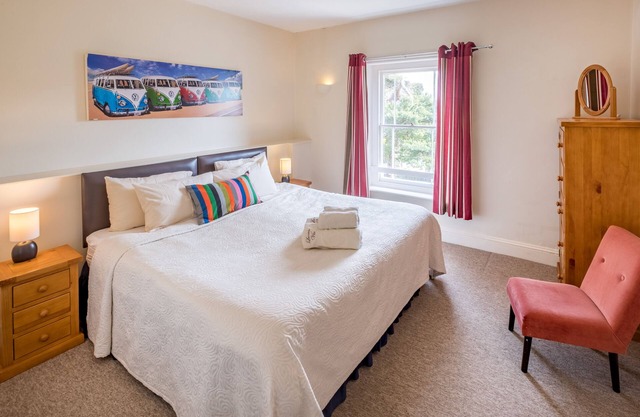 Luccombe Villa Holiday Apartments - Crows Nest apartment