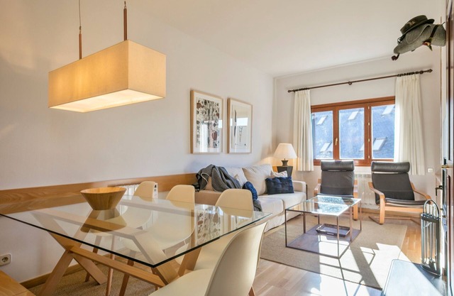 Luderna - Apartamento Tanau A1 Esquirós