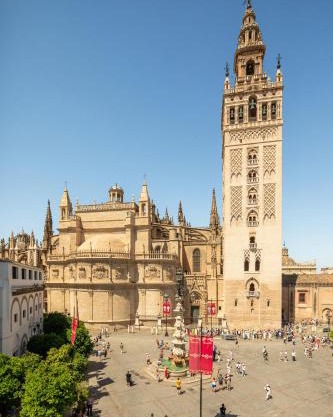 Lujoso apartamento a los pies de la Catedral