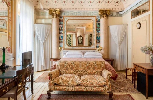 Luminous Persian Suite with Two Balconies over the Opera