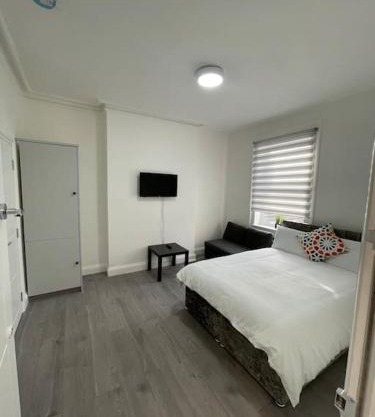 Luna - Deluxe London Studio Flat