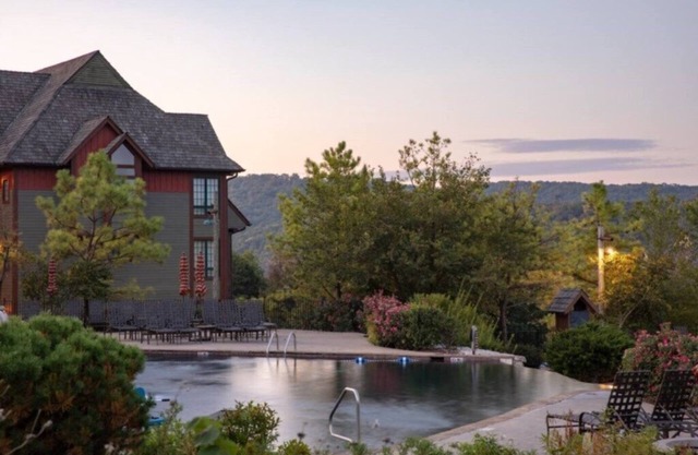 Lush Wilderness Club at Big Cedar, Studio