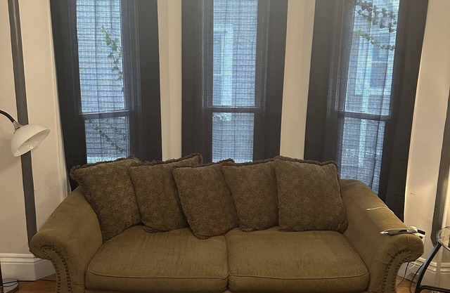 Luvable Suites cozy two bedroom. Close to downtown, I-490, and I-590 and more.