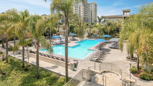 Lux 2 Bedroom in MDR-Venice with GYM & HotTub
