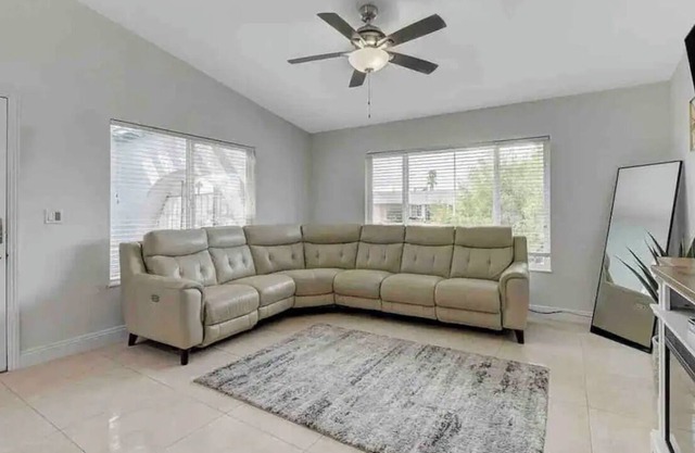 LUX 4BR/2BA Dolce Vita Villa Home w/ Pool