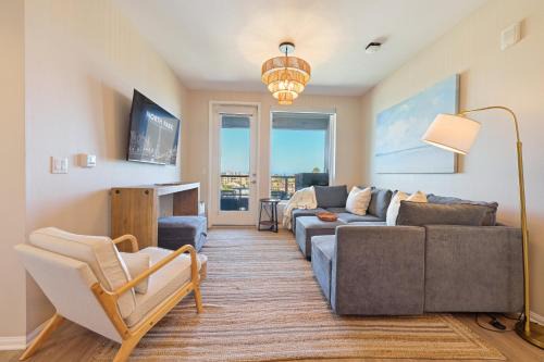 Lux North Park Gem King Beds Workspaces Parking
