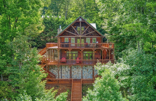 Luxe '3 Bears Cabin' on Watauga Lake w/Decks!