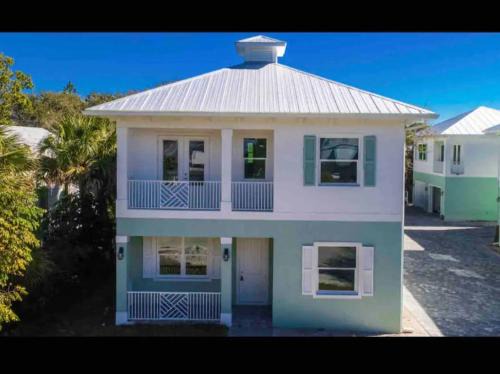 Luxe 3 Bedroom Inter-coastal