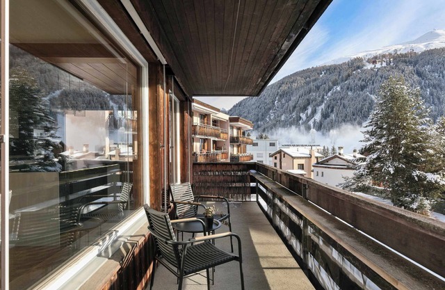 Luxe Davos Apartment with mountain views.