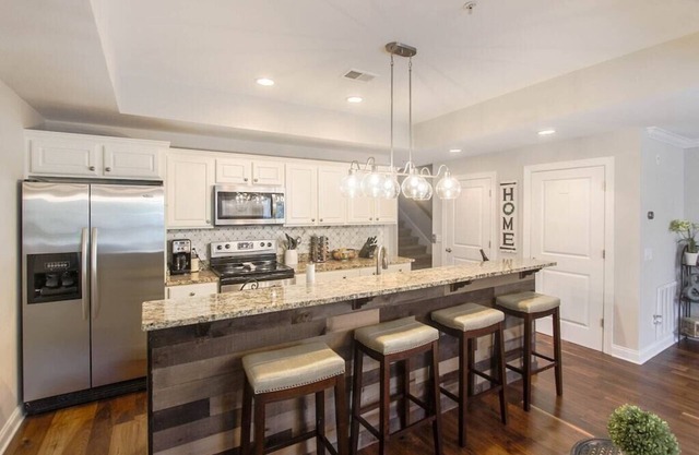 Luxe Home in Old Town Bluffton Close to Everything