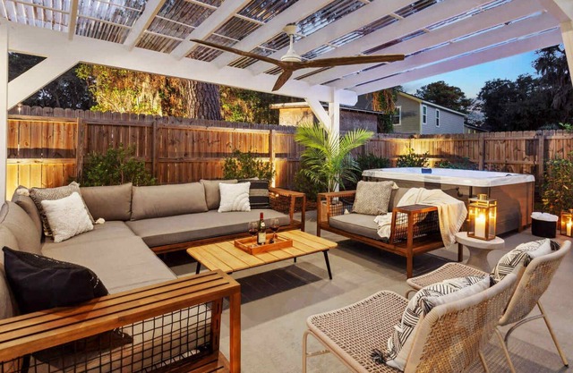 Luxe Modern Home | Private Hot Tub