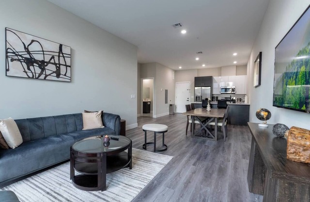 Luxe Suite by NYC w Rooftop & Parking on Premises