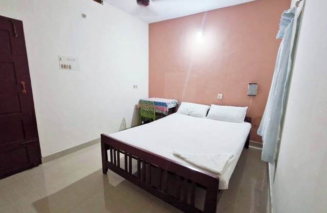 Luxurious 1 double Bed BnB 6
