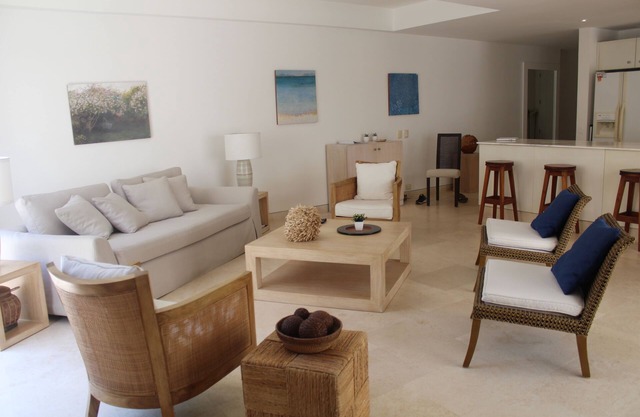 Luxurious 2 Bedroom Apartment in Historic City of Cartagena
