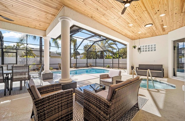 Luxurious 5-Bedroom Retreat with Pool