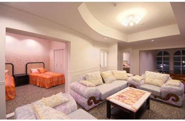 Luxurious and spacious space, spacious space on high floor 207