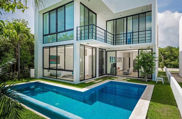 Luxurious condo. Prvt pool. All Inclusive optional