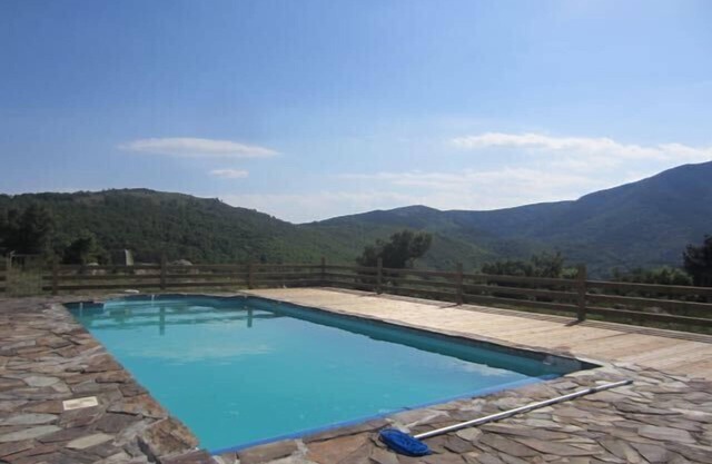 Luxurious Converted Barn With Pool and access to Costa Brava & Côte Vermeille