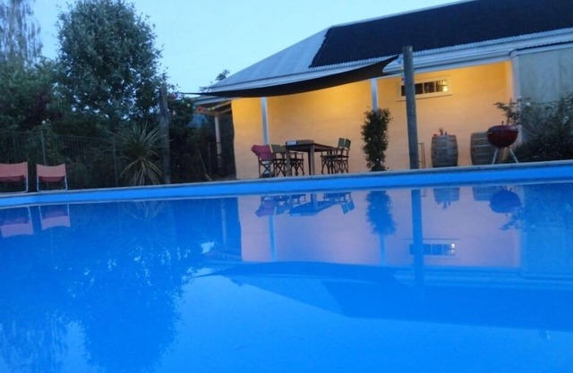 Luxurious Cottage with Private Swimming Pool