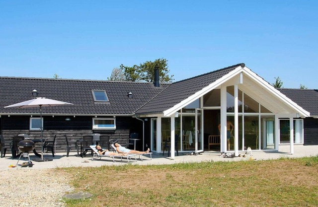 Luxurious Holiday Home in Hojslev near Sea