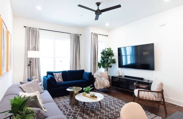 Luxurious Nashville Home for Groups