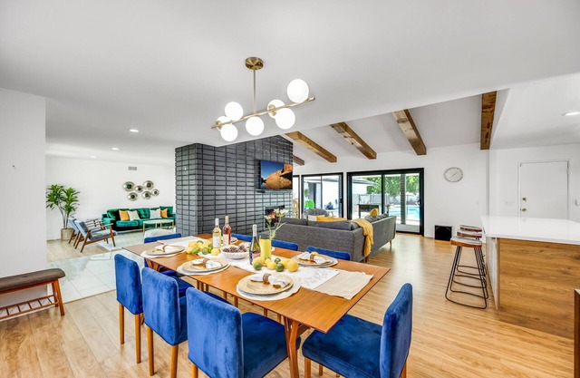 Luxurious San Bernardino House with Private Pool 5 Min to Yaamava Casino