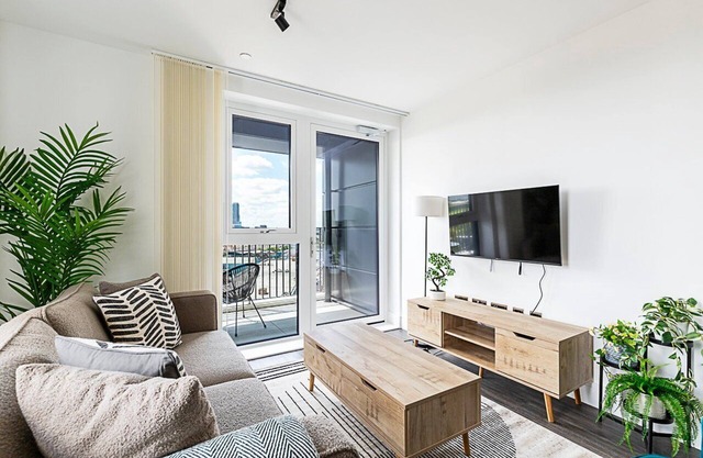 Luxurious West London Apartment