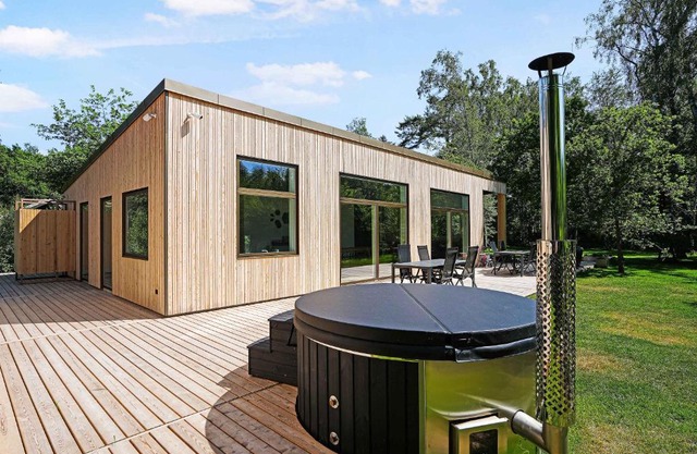 Luxurious Wooden House In Idyllic Surroundings