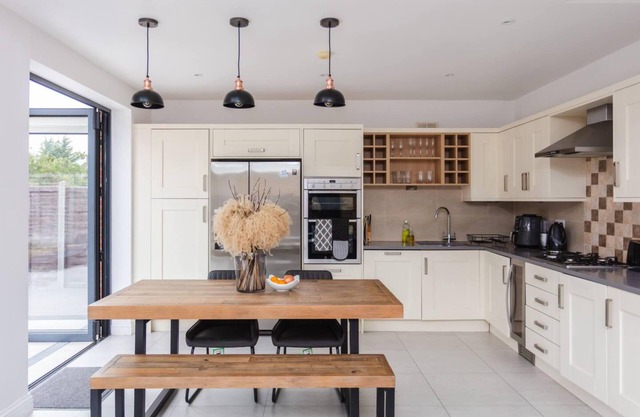 Luxury 2 Bedroom Apartment with gym