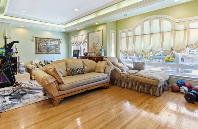 Luxury 2b/b House By the Beach/GGP with Parking