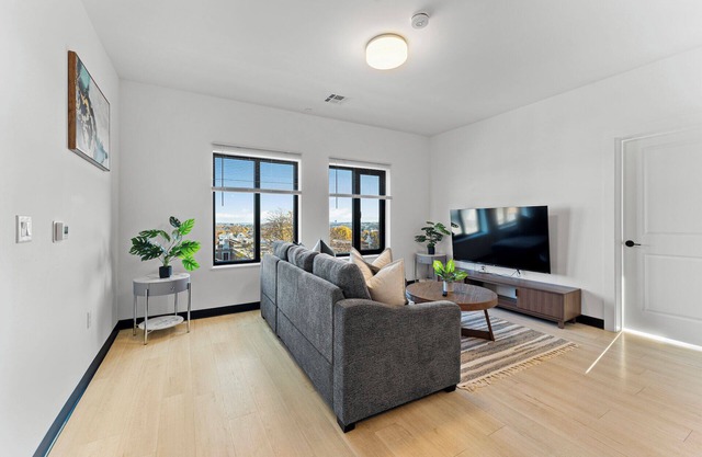 Luxury 2bd/2ba near Boston 3025