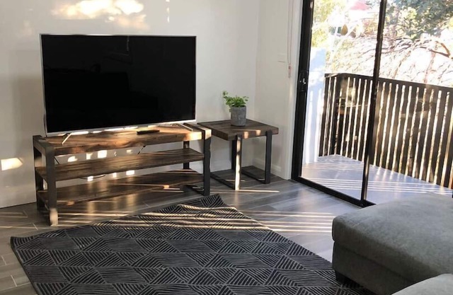 Luxury 3 bedroom Villa in the heart of Jindabyne - Unit 4