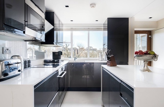 Luxury 3 Bedrooms Flat in Central London