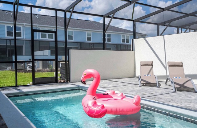 Luxury 5Bd Near Disney w/Pool @ Windsor Cay 1285