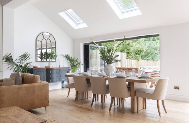 Luxury 6 Bedroom Period Home with Sauna and Gym