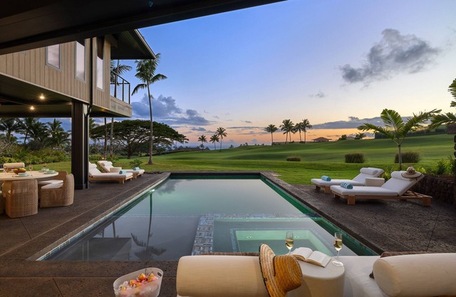 Luxury 6BR Hale o ka Nene Estate w/Pool/Spa & Golf Views, Near Beach