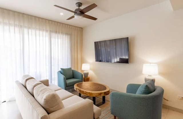 Luxury and spacious 3 bedroom condo