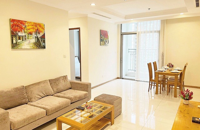 Luxury Apartment at Vinhomes Central #4