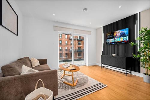 Luxury Apartment - Balcony - City Centre - Fast WiFi - Netflix 403D