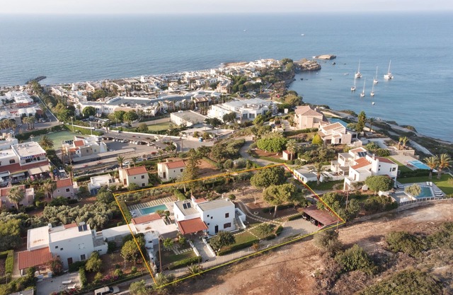 Luxury apartment in Villa Ma-Re