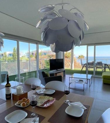Luxury Apartment With Sea View