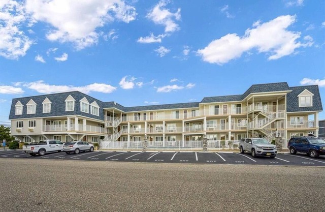 Luxury Beach Block Condo with a heated pool on site!