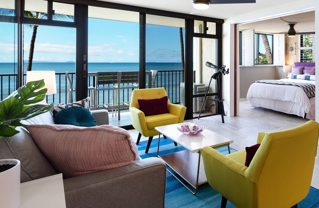 Luxury Beachfront Condo with Amazing 180° Ocean Views! Corner Unit.