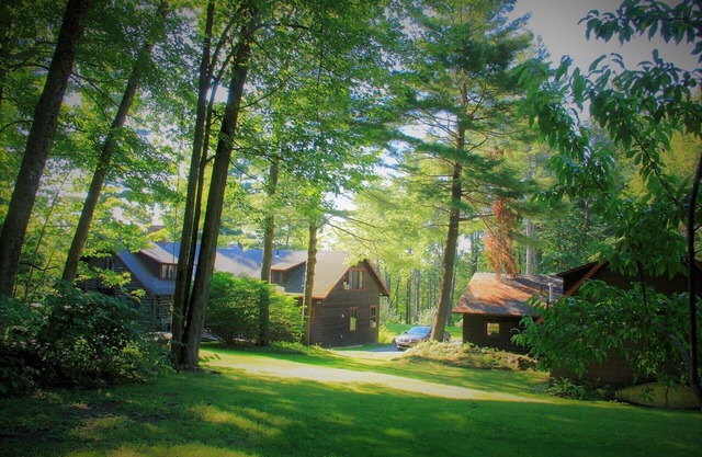 Luxury Berkshires Retreat in Lenox - Main House & Studio