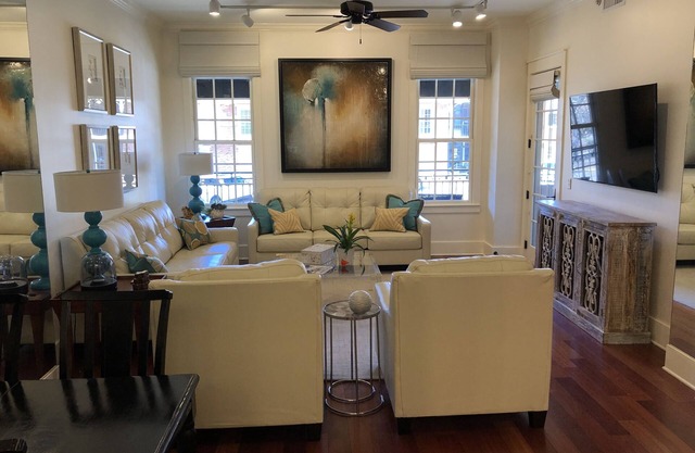 Luxury Condo on The Square + Private Balcony