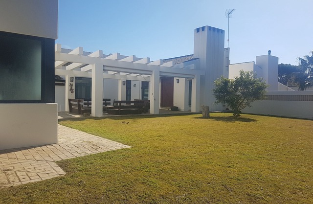 Luxury Villa in the best area of ​La Barrosa