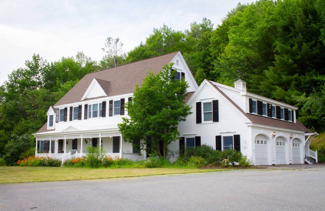 🌺Luxury Estate🌳 25 Gorgeous Acres of Privacy 🌳Family Getaway🌳Swimming Pond🌺
