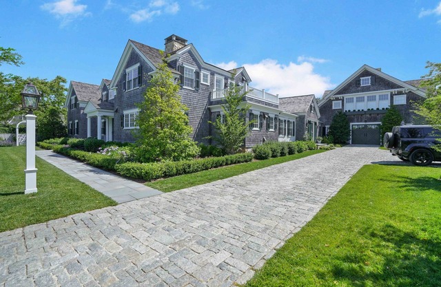 Luxury Field Club Compound with Pool and Barn